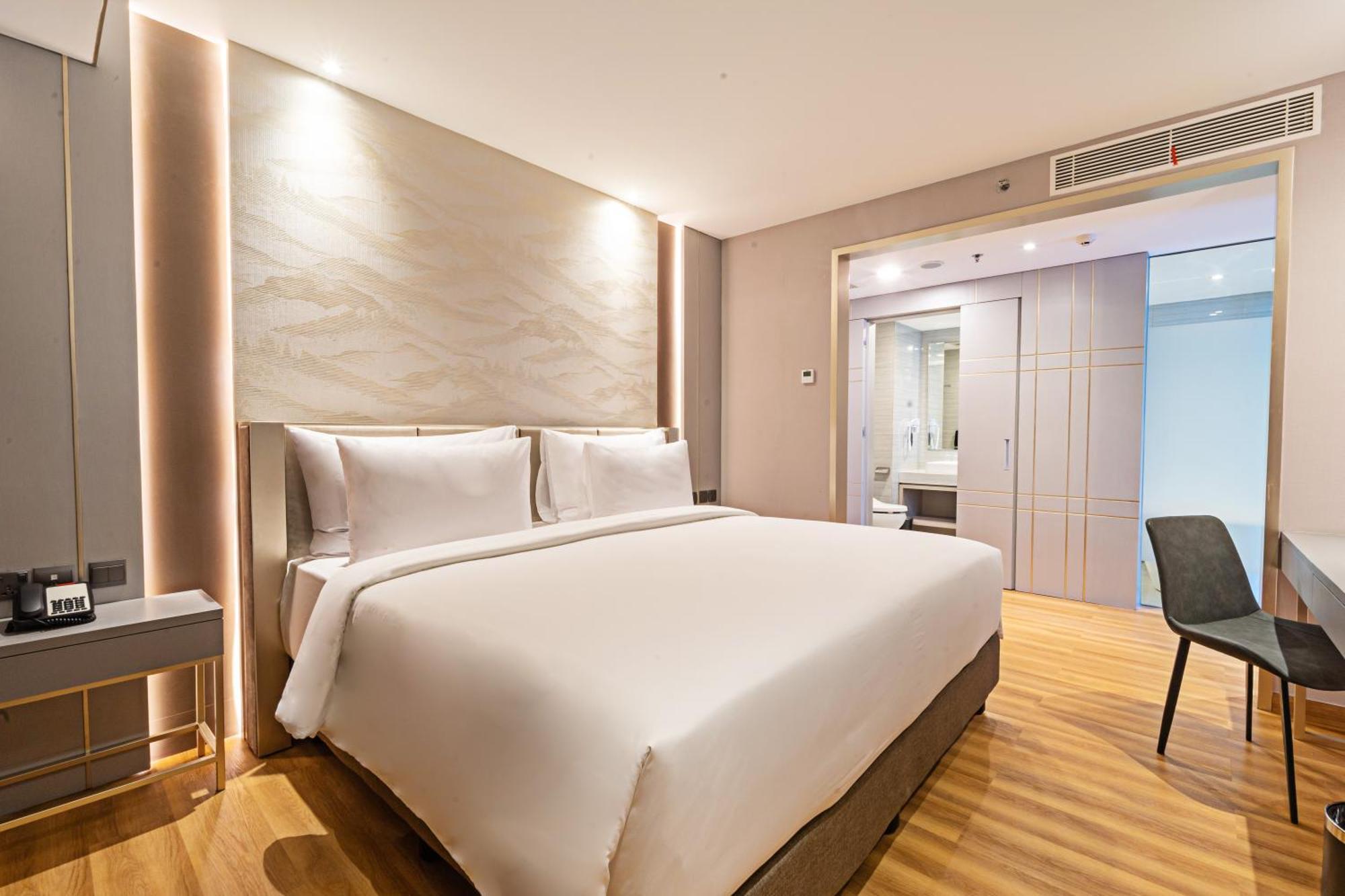 Platinum Hotel Tunjungan Surabaia Quarto foto